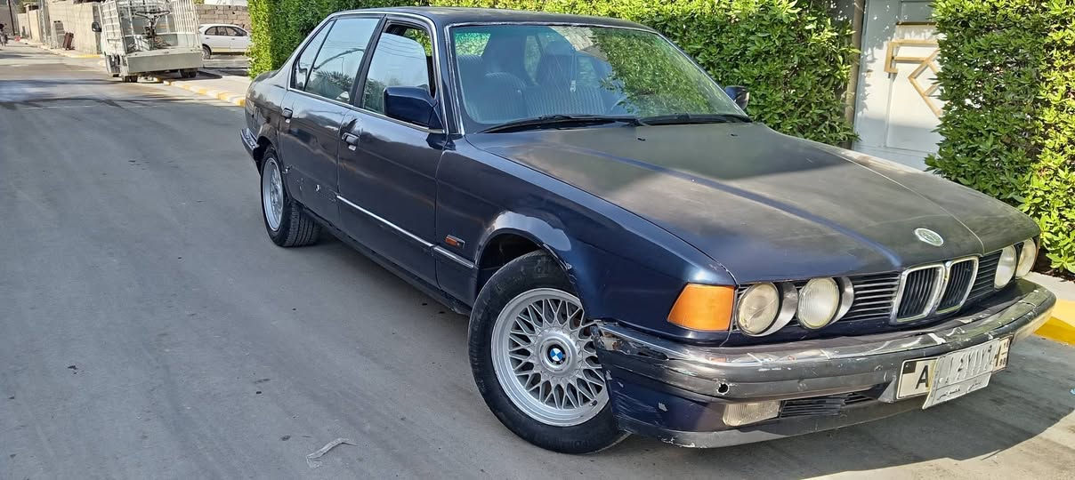 السلام عليكم ورحمة الله وبركاته
Bmw735 موديل 1993
مراوس افيو او ابتره  *********** وتساب
مكاني فلوجه
