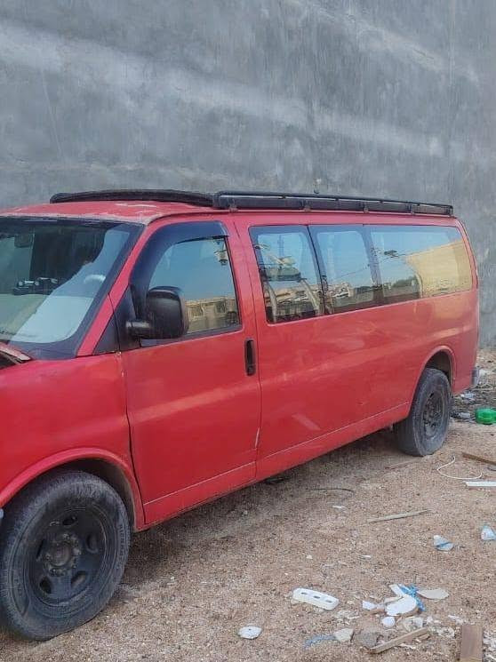 سلام عليكم فإن سفانه موديل 2007 محرك 5300 كير 1000 حداديه خير من الله للبيع أو مراوس مستعجل رقم ***********
