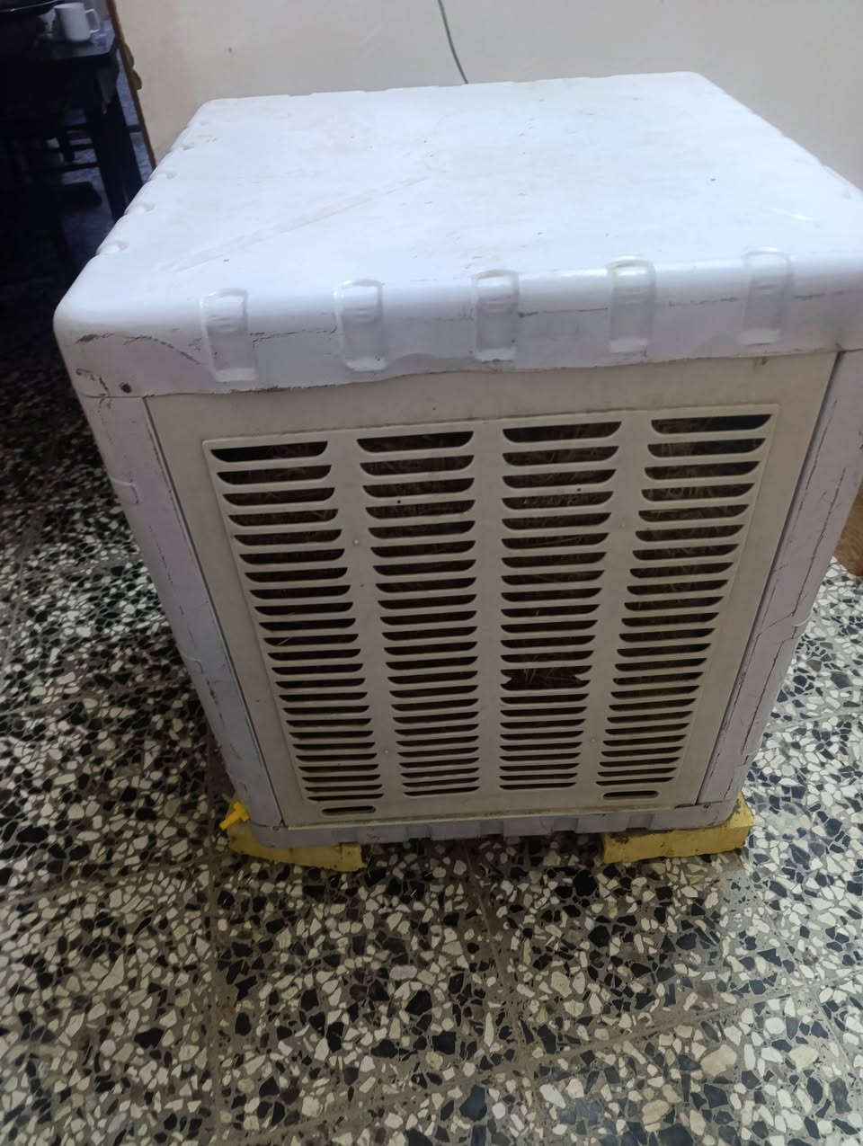 مرده سعودي للبيع خت جديده حجم كبير للاستفسار ***********
