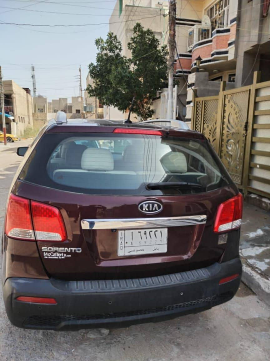 للبيع سورنتو موديل 12 أمريكي رقم بابل بيها قطعه جاملغ امامي يسره وبيها كد شبرين جاملغ خلفي مكينه 4 فول مواصفات عده البصمه 7 راكب مكانها بغداد المحموديه السعر 145 وبيها مجال *********** الكورك19592741 075
