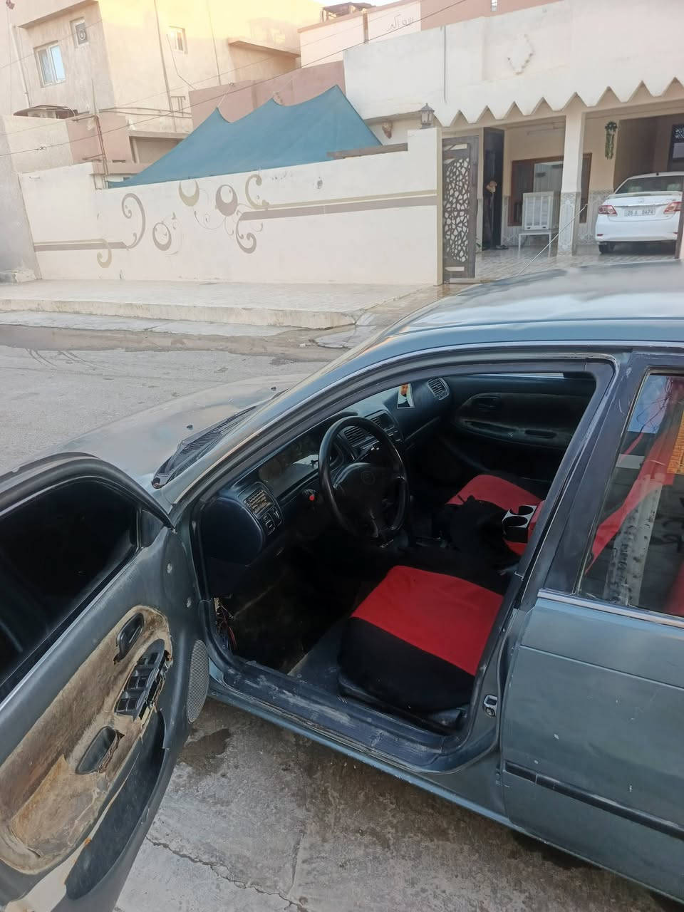 كورلا موديل 1992 امحور ..
تحويل رقم صلاح الدين 
محرك كير صدر  امامي مشط بور كله بحاله جيده 
فول اوتو جام كير اوتو سياره لمتد
عظمتها نظيفه ضربات خفايف كما موضح بلصوره 
تايرات امامي جديد خلفي نص عمر
دشبول بلاد يسرا امبدل  باقي كلو شغال 
تبريد كمبريسر غاز 
للبيع فقط 
للاستفسار الاتصال على الرقم ***********
