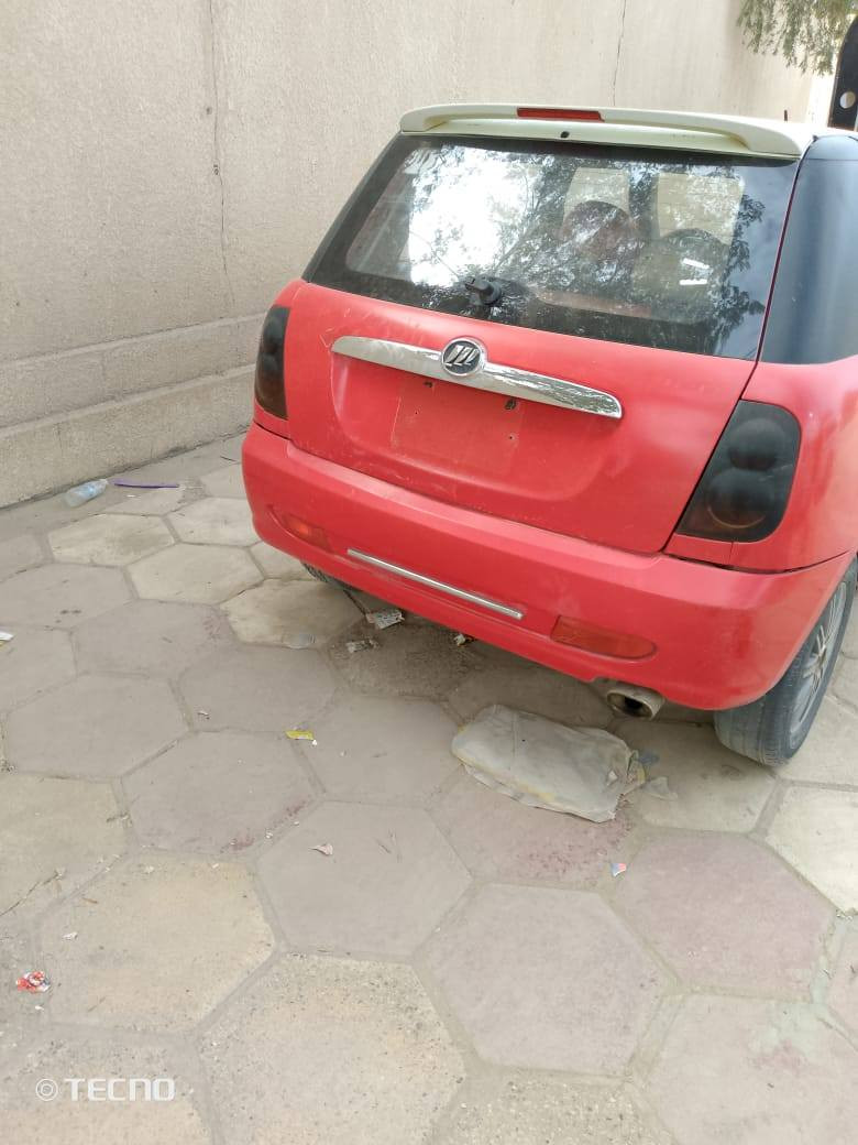 سلام عليكم ليفان ٣٠١٣ سياره مكفوله مكينه كير حلوات حداده ٧٥ /١٠٠ السعو ٢٦ وبيه مجال سياره كلش حلوه المكان البصره قرنه انه مكلف بل نشر رقم صاحب السياره *********** مكلف بل نشر
