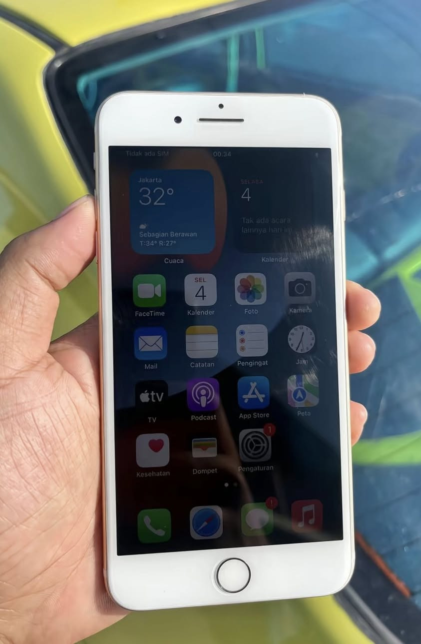 السلام. عليكم 
ايفون 7بلاص شرط مامفتوح 
ذكرته ١٢٨ /بطاريه ٧٥ بلادي  
شرط شخط مابي 
متواجد فيس 
ماسنجر وتساب 
***********
