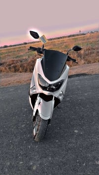 ان ماكس موديل 2018 محرك 125سيس جديده رمبة شهرين من اشتريته نضام  ABS د...