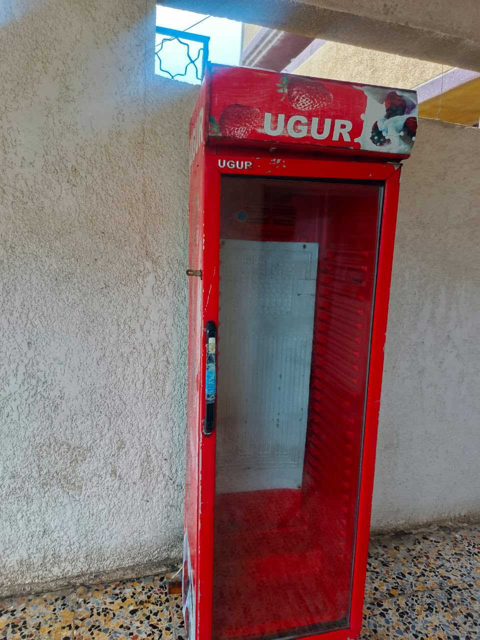 عارضه ومجده.3 متار للبيع ***********
