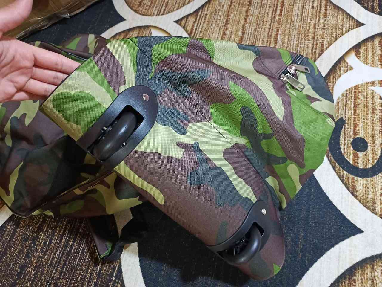 جنطه بهل شكل جبيره كلش ترهم حته لسفر قماش اصلي وتر برو انطوني سعر وبالعافيه


**إذا كنت صاحب هذا الإعلان وتريد حذفه لأي سبب، رجاءا أرسل رسالة إلى الدعم الفني**