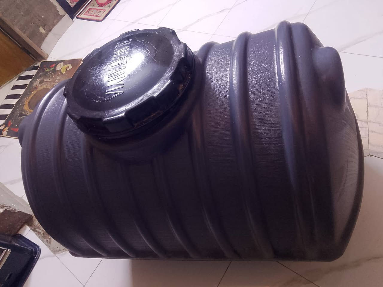 سلام عليكم تانكي 500لتر للبيع سعر 40 يوجد رقم واتساب ***********
