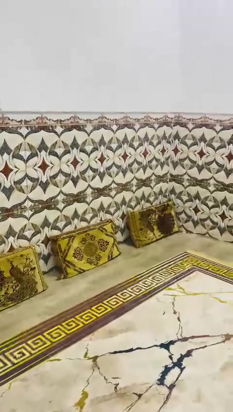 السلام عليكم
《دار تجاوز 》في حي الجامعه منطقه كلش حلوه وموقع كلش حلو على شارع مقرنص ١٠ متر ويبعد عن الشارع العام حوالي ١٠٠ متر لا تبليغ ولا ازاله مع دفع أجور الكهرباء مساحة البيت حوالي ميت متر السقف كونكريت 
يحتوي البيت ع دوانيه وغرفة منام جبيره ومطبخ وهول وحمامين داخلي وخارجي 
بيت جدآ نضيف وشغله درجه اوله 
رقم صاحب البيت ***********
