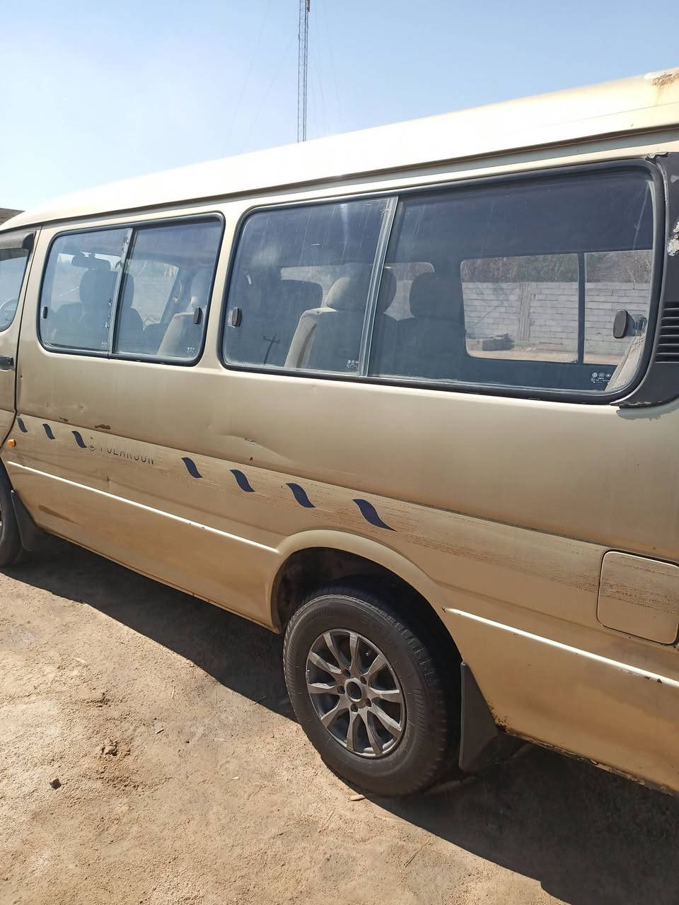 كية بولارسن  2006 سيارة مصفرة هيئة وغرامات رقم دولي السعر 45 ورقة بيها مجال
العنوان النجف الأشرف الكوفة 
رقم ***********
