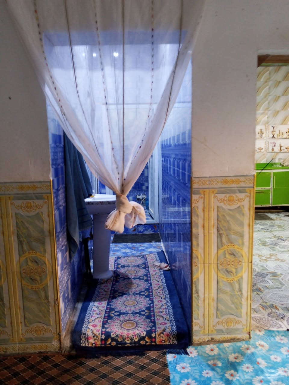 ياالله سلام عليكم بيت للبيع طابو صرف بحي العسكري الغربي بل 74 مساحه 257 م على شارع 10 م جه اليسرى قريب على مولده يتكون من غرفتين وصاله واستقبال ومطبخ وتخاريج داخلي وخارجي بناء طابوق اعكاده مطلوب 15 مليون و تسديد 154 الف وسعر مطلوب الكلي 80 مجال بسيط للأستفسار اكثر *********** حيدر الشيباني عنوان مكتب نهايه شارع العريضه بدايه 74 مكتب مصطفى
