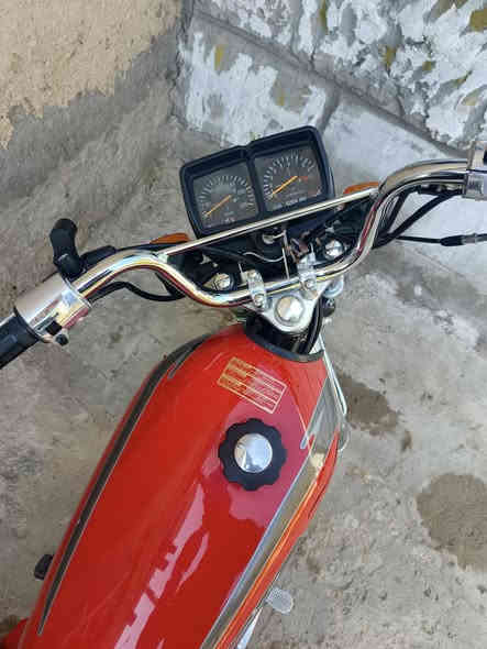 السلام عليكم دراجه اربعه كير شاصي مديل 23 مكينه 24سونلك المكان كفل السعر 700 وبيه مجال وأي استفسار اتصل عل رقم ***********
