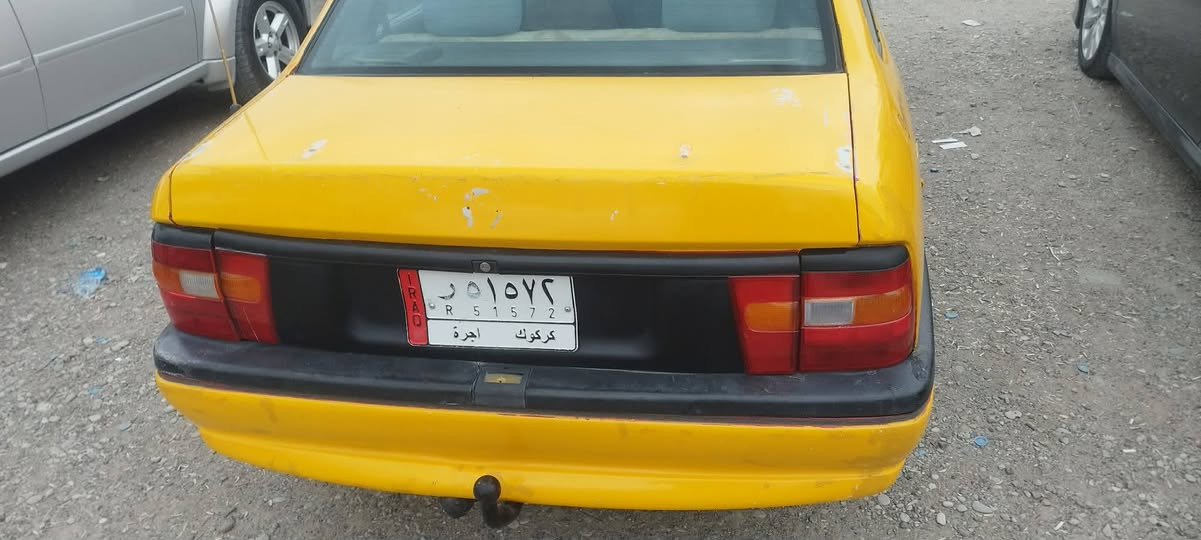 فكترا لبيع موديل 1993 حجم 18 سنويه عظم عاج
نقابه مصفره دفتر بانزين موجود شرط الوكاله والتحويل سياره ماناقصها برقي بس صبخ تايرات بلكارتون صدر جديد سياره جاهزه من كلشي بوجهك ع شارع ع شقل
 السعر 31وبيها مجال لشاراي غير متواجد ع فيس الشراي يتصل ع رقم ***********
