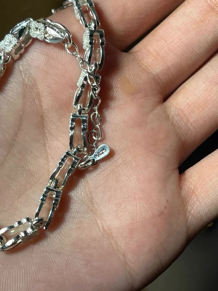 مختوم ٩٢٥ مال امزون ابيعلك اكسسوار


**إذا كنت صاحب هذا الإعلان وتريد حذفه لأي سبب، رجاءا أرسل رسالة إلى الدعم الفني**