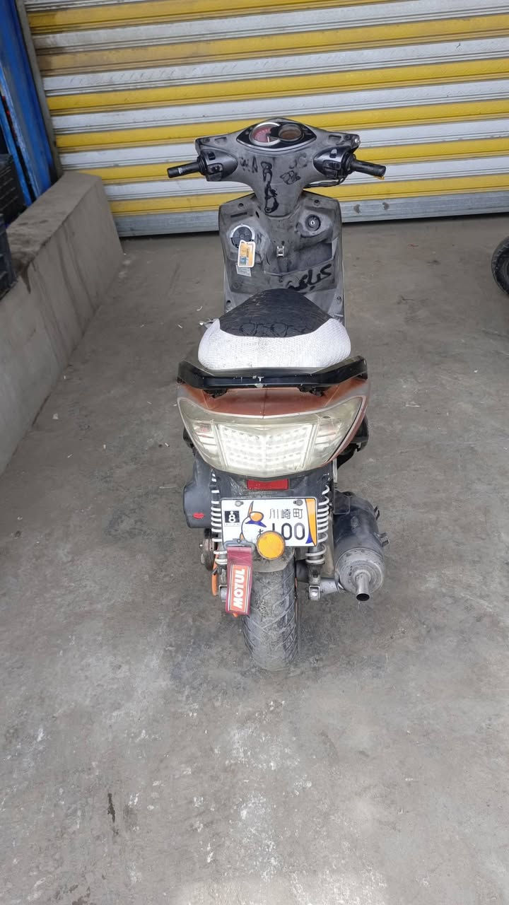 السلام عليكم شباب دراجه سكنس فحل نازل دراجه حلوه ونظيفه بيها زوج كلتشات بيها صدر رياضي دراجه خير من الله تعالوا شوفه عينك هذا رقمي اي واحد يحب يتصل علي+***********
