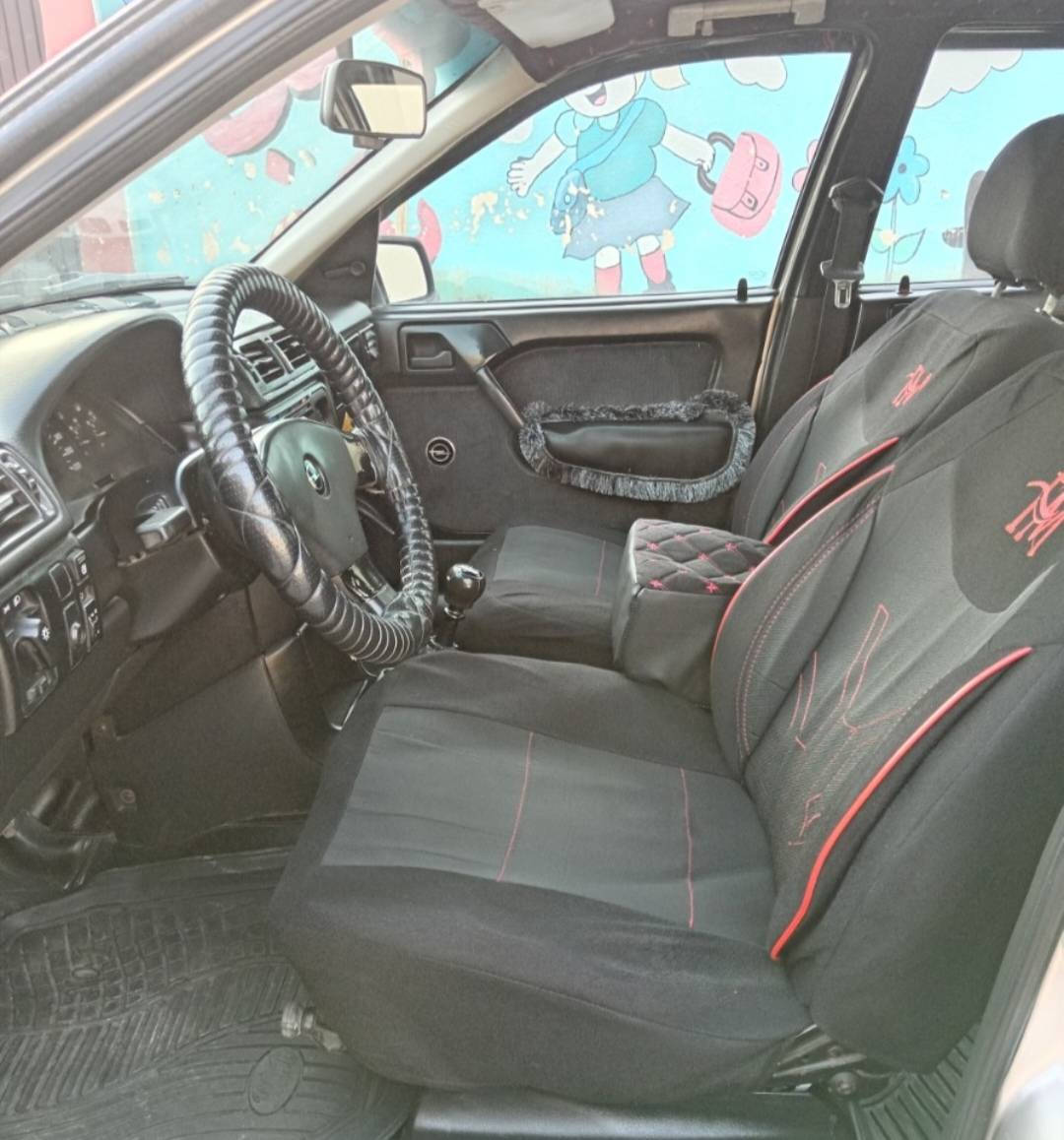 سيارة فكتره للبيع
محرك شرط كير شرط ٢٠ 
رقمه نينوى الماني شرعي موجود 
موديل ٩٢ بطاقة بانزين بي مابيها ضرر
 *********** 
***********
اذا شراي خابر ع رقم موجود
