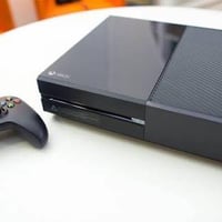 اكسبوكس ون • نضيف • مع ألعاب فيفا