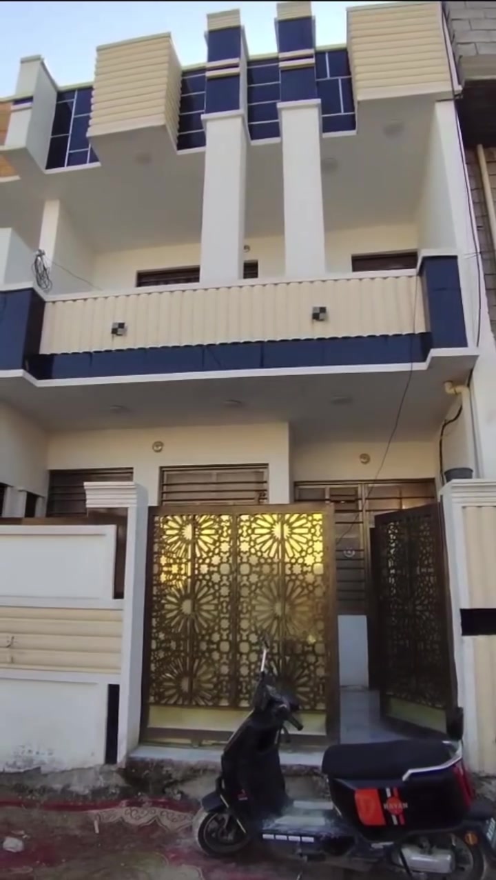 سلام عليكم بيت بناء حديث سند ٢٥  دوانم قرب شرطه خامسه سعر٨٠وبيهً مجال للستفسار اتصال 📞 ***********

