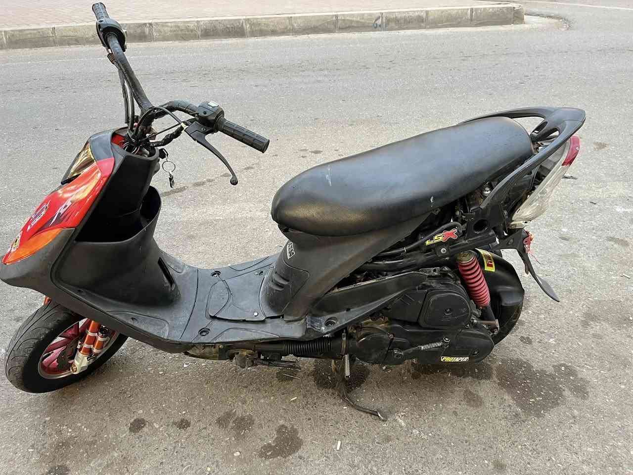 ماكس عدله 120 حربي غراضها موجوده ختم واحد كامله مكينه خرسه بوشه 49 بلادي شلعه ومعدل فول وايرمنيه كلها شغاله نكره سلف كزوز طلقات عليها تزويد خفيف رايدها ب 600 وبيها مجال حك جيتك 

*********** بي واتساب
