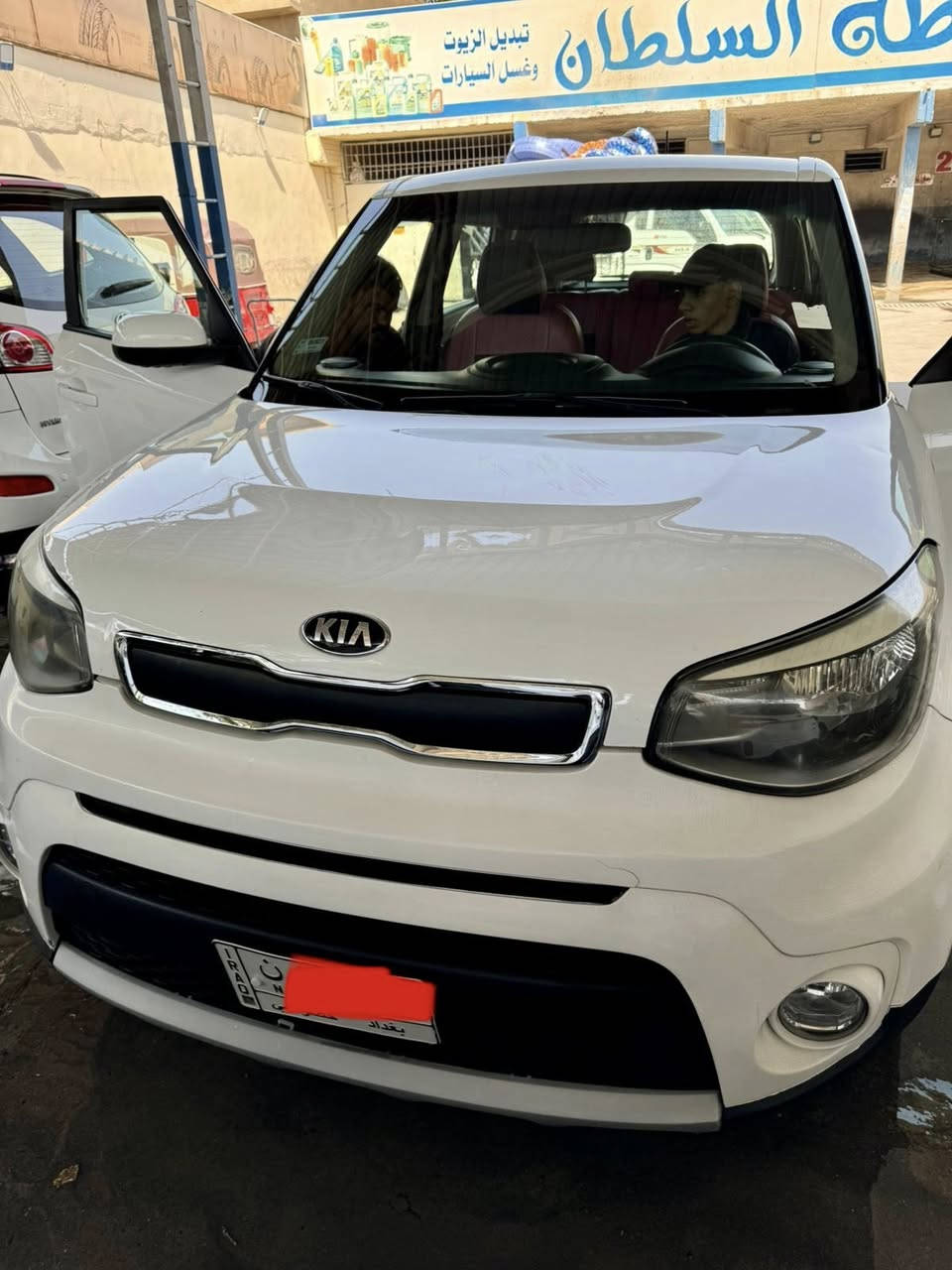 السلام عليكم
كيا صول 
موديل 2018 
وارد امريكي حادث دعاميه فقط بدون ايرباك
ماشيه66mi 
نظيفه السياره وجاهزه
مواصفاتها معروفه 
السعر12,800 وبيها مجال بسيط
رقمي ***********

