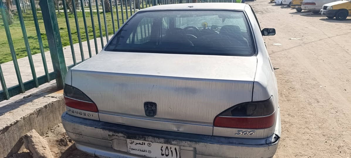 السلام عليكم بيجي فرنسي 306حداديه كير مقفول حداديه مقفوله كير مقفول رقم صدامي خصوصي السعر10 مكان نجف  ***********
