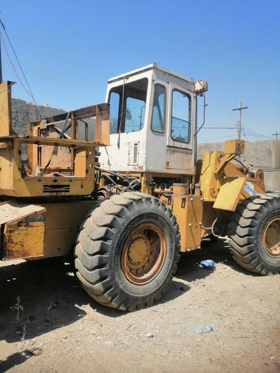شفل ٨٠ زيت أدوات موصل وادي اعكاب السعر ١٠٠ أو بيها مجال الي يرغب الاتصال بل رقم ***********
