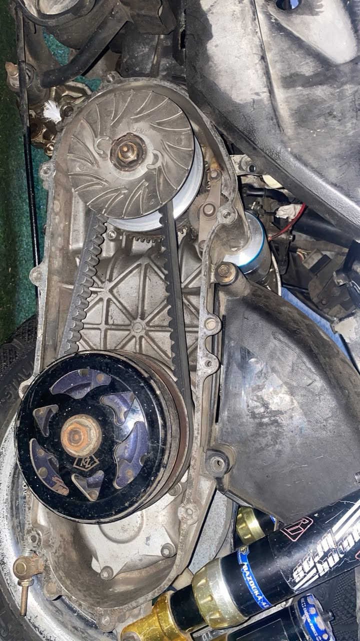 السلام عليكم سكنس فحل كابريتر مال مطارح مكينه ٦٧مكينه مفوله غراض فلاوين جيسو ضربه طويله
اكسل حجم ١٤جيسو روله تتمارك ١٣٢٠وبوشه تتمارك وكور تتمارك بوربرن وكلجات رياضيه مطابقه والفشك محفوره ٧٧
وبيها بلوكه ٨ملم وقباقه مال كور عاليات ودكشن قياس٤٠ولدراجه بيها كشن رياضي وعقل رياضي وكابريترقياس٤٠
وصلنصه ام النحله حلك عريض واقيه كاربون وتانكي خلفي فافون مخففه الدراجه ودبلات خلفيه هايدروليك ان البطل
السعر خاص ورجاءً بدون فكريات
وهذا رقمي الاستفسار
***********
