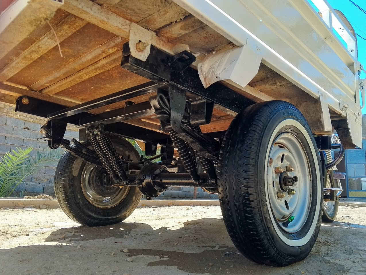 سلام عليكم  ستوته للبيع اوراق كامله مديل 2013شاصيهه كفاله كله شغال نكره سلف مكينتهه25بس بستم بدل بيهه مثل ماتشوف كدامك مانقصهه برغي سعرهه1350اوبيهه مجال مكاني شطره ***********
