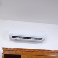 سبلت توست واحد طن بحالة جيدة المكان بغداد للاستفسار 07809607082
