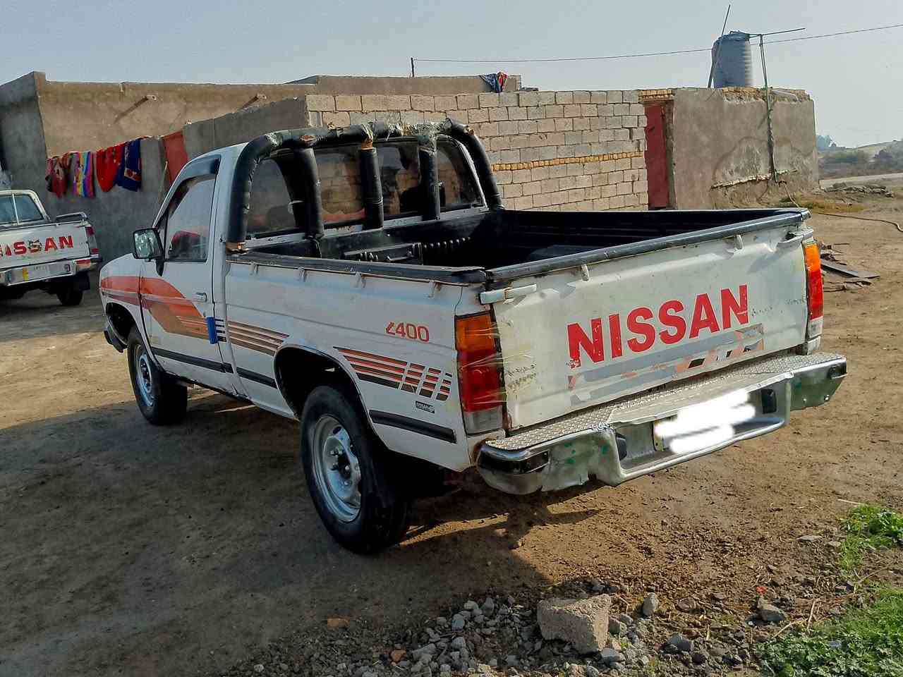 سلام عليكم للبيع نيسان مديل 93 رقم مثنى  مشروع وطني شرط تحويل ثاني يوم محرك بلاد 2400مكفول لشرط كير مكفول شاصي مكفول سياره حلوه نضيفه جاهزه مجهزه من كلشي مكفوله من الدعمه والكلبه لشرط البلاد شرط ماعده ماعده رشات صبق مكانات قليله فقط فقط مالت جناي جاهزه من كلشي سعر 26وببه مجال
مكان سماوه الخضر

 تصل ***********
