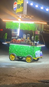 للبيع  عارضه عصائر جاهز من كلشي  المكان بغداد  السعر ٥٥٠ ألف  07832882...