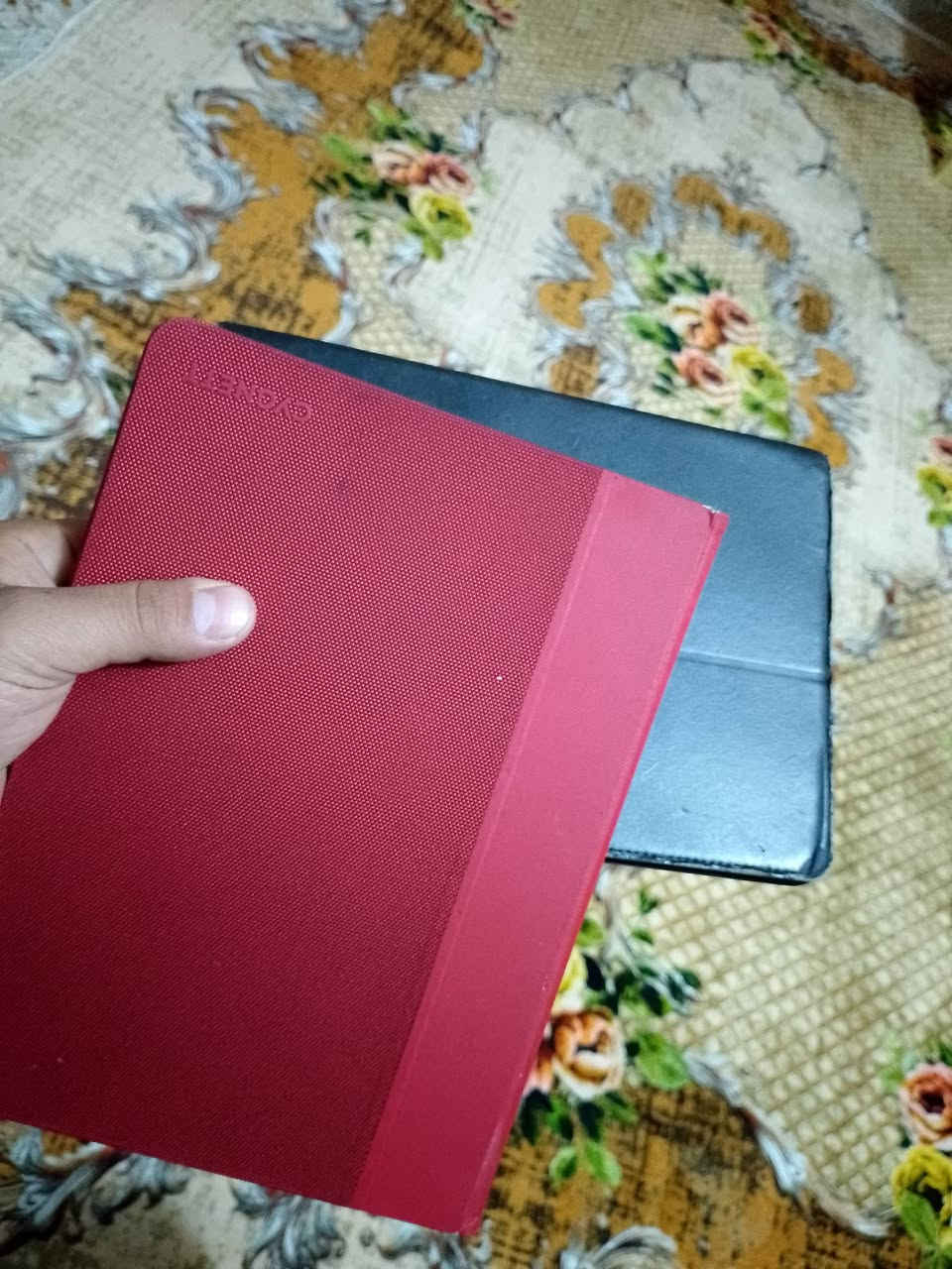 ايباد ٩ للبيع
حيل نضيف نضافته ٩٩
***********
