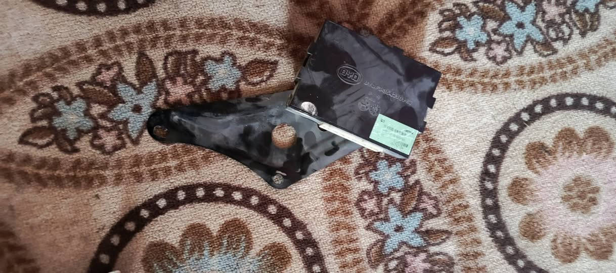 غراض بي واي دي جي 3 تفصيخ كلها جديده ونظيفه بابل قرب جامعة بابل ***********
