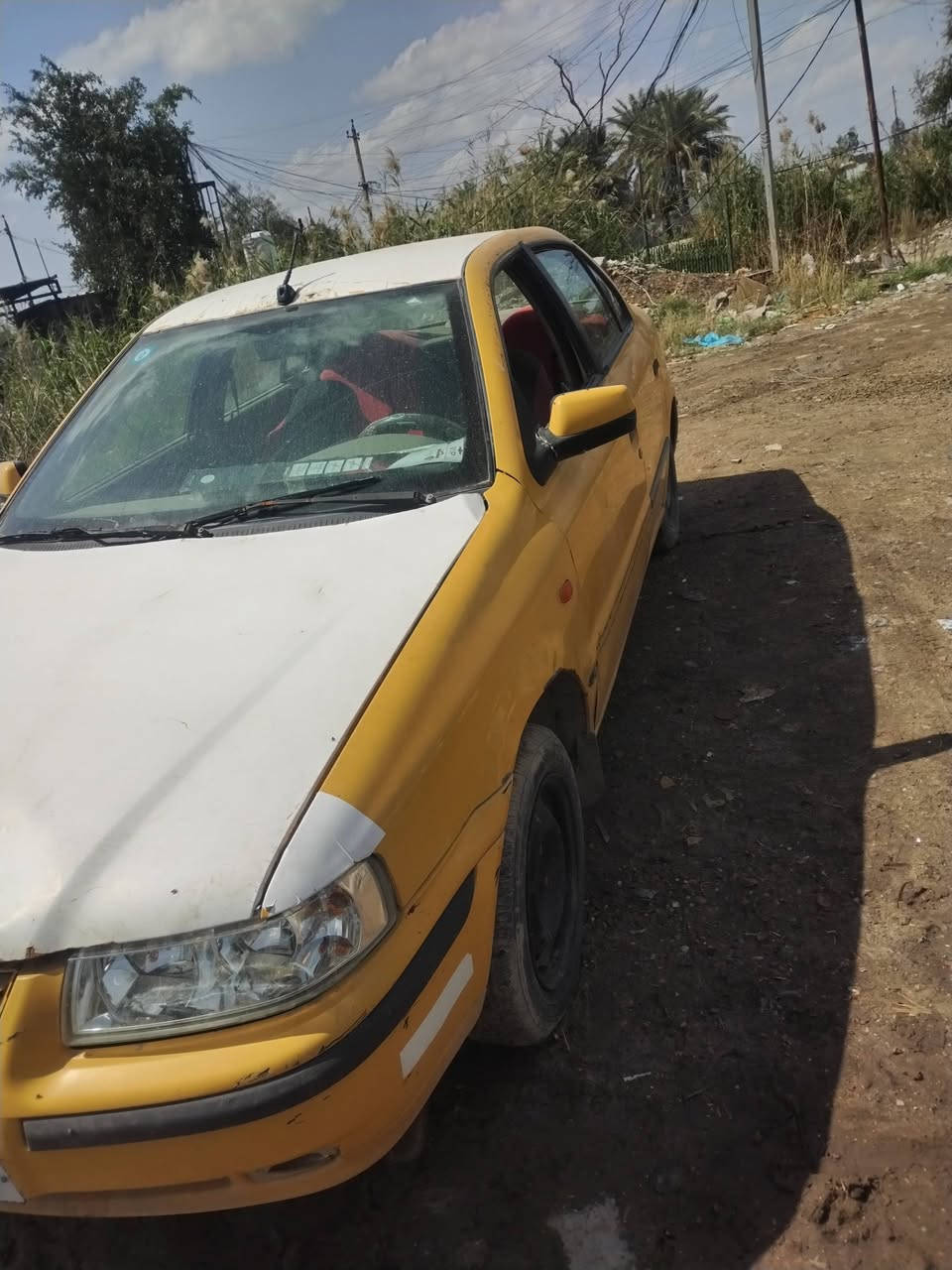 السلام عليكم سمند للبيع موديل 2010 بسمي رقم بغداد هزه جديده كير محرك مكفول كهربيات شغاله سياره يرادله ترتيب
سعر 23 وبيه مجال 
مكان بغداد شرطه الرابعه ***********
