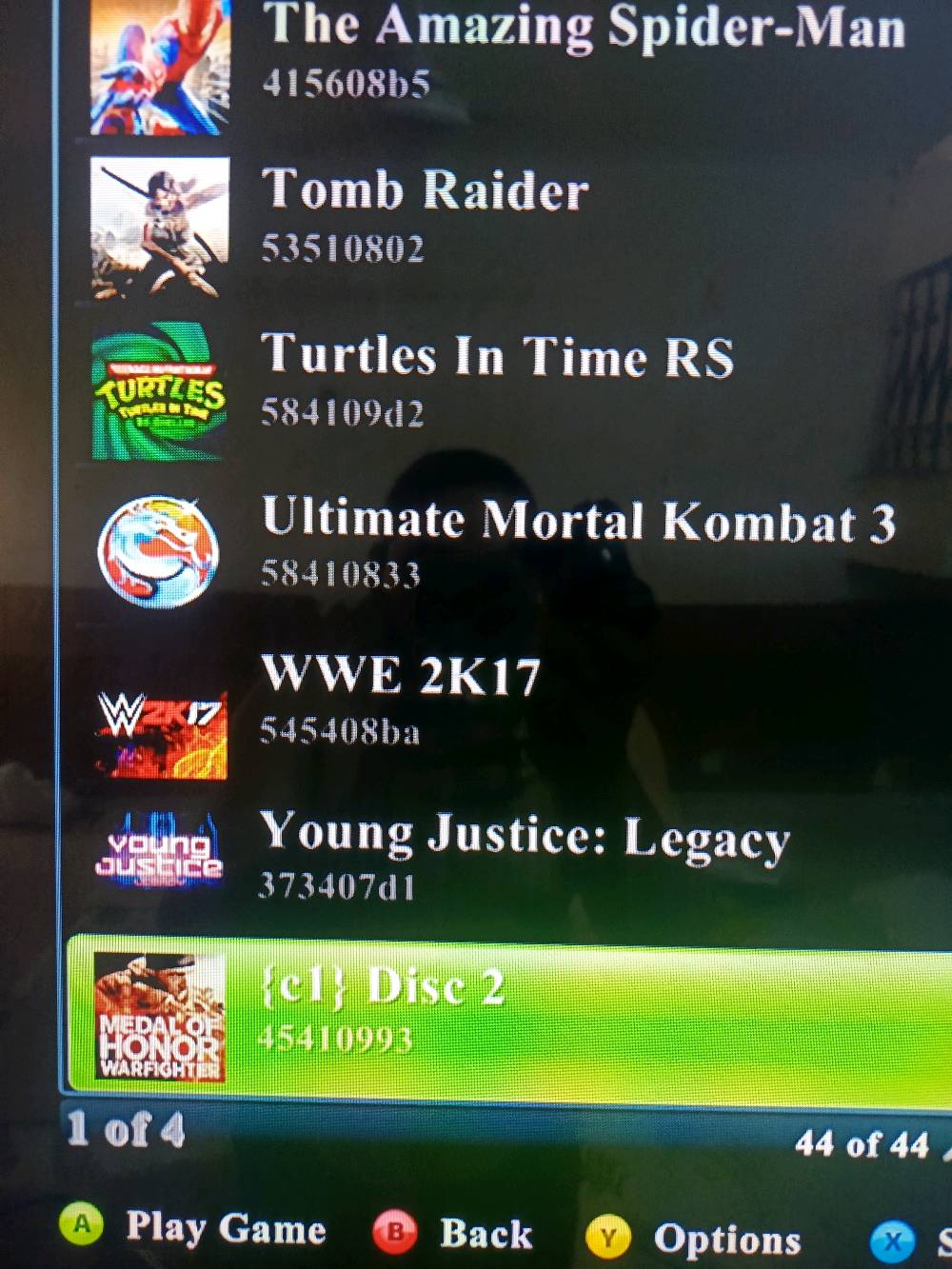 السلام عليكم اكس بوكس سوبر سلم هارد 256 جهاز مهكر ونضيف بي مجال 
بغداد دوره لايوجد توصيل بعيد لمكان قريبه فقط