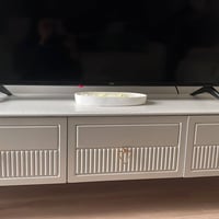 سلاو ئەم کۆنسۆڵ و مێژ تیڤیکە بۆ فرۆشتن کەم بەکارهاتووە بۆ زانینی نرخی ...