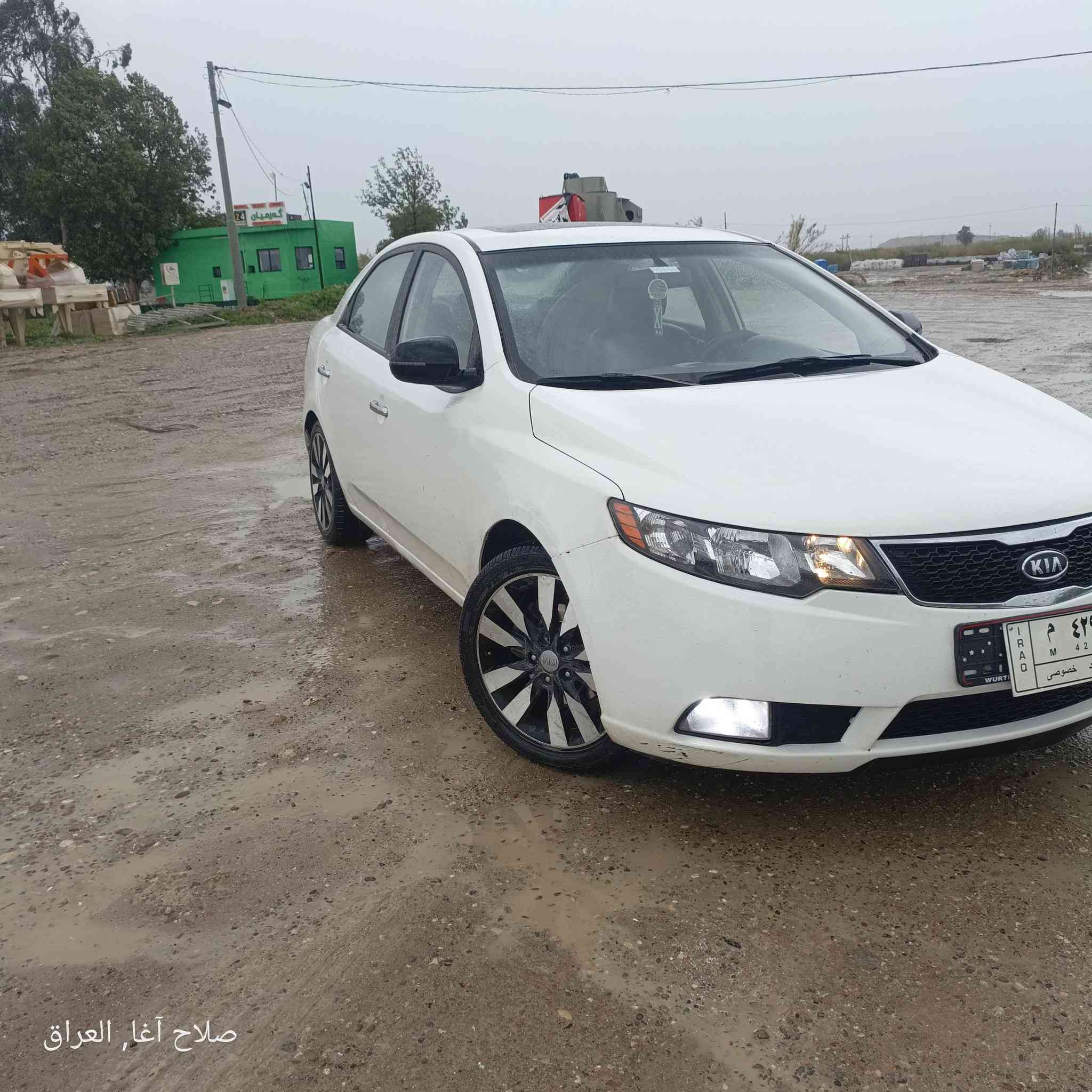 سیراتۆ
2012 بڕاوە
هەموو گیانی بەشەرت چرکەی تیانیە 
سلایت 
ئیکو 
پلوتوز بیلاد
تەبریت ساردو گەرم بەشەرت  
4تایی لۆکی لەژیرایە 
کوشن جلدو هیتەر 
کامل مەسرف کراوە سەیارەی ماڵانە
شوین کفری 
***********
46گەڵاو معملە
