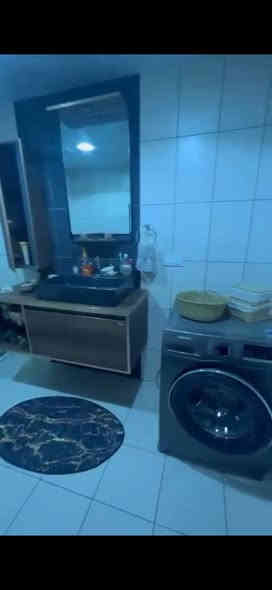 🏠 شقة للبيع في السليمانية – مجمع كويزه سيتي

فرصة مميزة للسكن أو الاستثمار داخل أحد أفضل المجمعات السكنية في السليمانية.

📍 الموقع: السليمانية – مجمع كويزه سيتي
🏢 عمارة: رقم 10
⬇️ الطابق: أرضي
📐 المساحة: 105 متر مربع

✅ مجمع منظم وآمن
✅ مناسب للعوائل وكبار السن
✅ دخول سهل بدون مصعد
✅ قيمة استثمارية عالية وموقع مطلوب

💰 السعر:
67,500 دولار أمريكي

📞 للاستفسار والاتصال:
***********
***********

❗️الاتصال للجادين فقط
❗️فرصة لا تتكرر داخل مجمع كويزه سيتي
