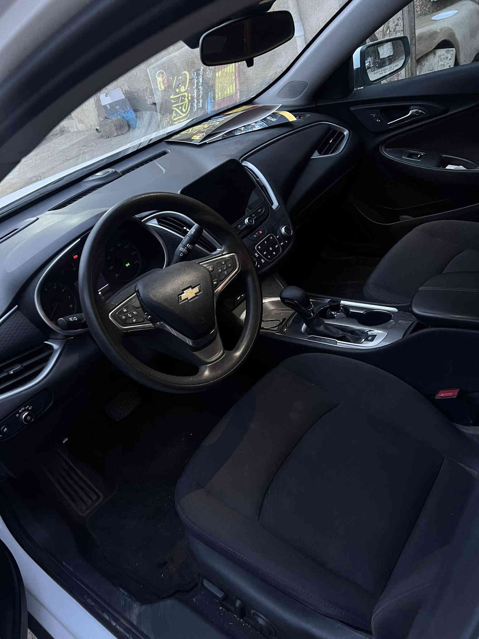 سلام عليكم ماليبو موديل 23 
ماشيه 25 الف. 

مكينه 1500 تيربو.  

مكينه كير صدر تبريد. نعمة 

تبديل فقط بنيد  باقي سياره كله مكفول

رقم بغداد تحويل ثاني يوم.  

سياره جديده 

فول مواصفات عده الفتحة. 

عارضه 125وبيها مجاال 

مكان السياره شعب حي اور 

***********
