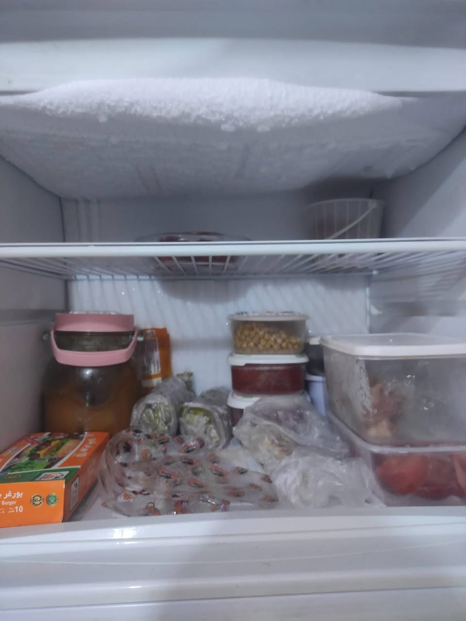 سلام عليكم ثلاجه البيع 
الرقم ***********￼
