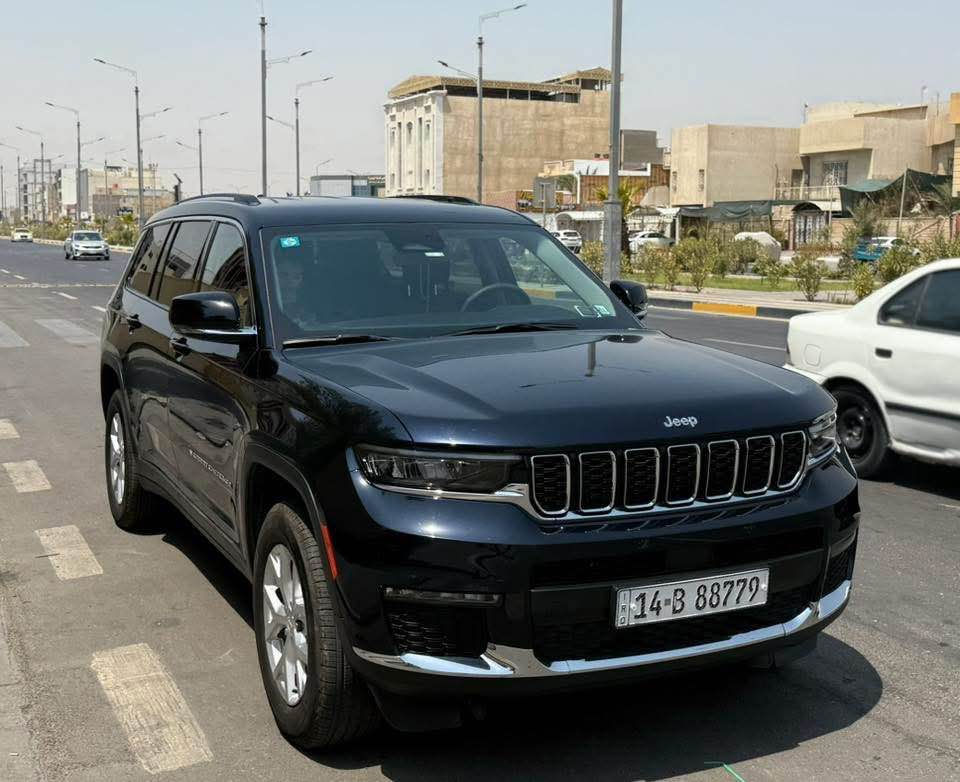 المواصفات: جيب لمتد وارد امريكي  موديل ٢٠٢٣ ماشيه 26 ميل

*نظام دفع رباعي 4X4 متطور

*الصندوق كهربائي بخاصية البصمة

*شاشة التحكم كبيره  الرئيسية لمس بنظام Uconnect 5 مع نظام ملاحة

*شاشة القيادة الرقمية بقياس 10.25 انج

*رادار تفاعلي مع خاصية التوقف والانطلاق

*تحذير النقطة العمياء

*تحذير الخروج عن المسار

*نظام المحافظة على البقاء فى المسار

*خاصية المساعدة على التوجية فى التقاطعات لتفادى الحوادث

* حساسات امامية وخلفية

*كاميرات 360 للرؤية المحيطية

*نظام مانع تصادم خلفى

*نظام القيادة

*مقصورة الركاب من الجلد الفاخر

*المقاعد الامامية مبردة ومدفئة

*المقاعد الخلفية مدفأة

*مقعد السائق والراكب كهربائي

*مقعد السائق ذاكرة

*نظام ابل كار بلاى واندرويد اوتو لاسلكي

*نظام صوتي فاخر 9 سماعات من ALPINE

*دخول ذكي (بصمة)

*نظام التشغيل عن بُعد

*مصابيح أمامية أوتوماتيكية مع مصابيح نهارية وكشافات ضباب LED

*نظام التحكم التلقائي في الضوء العالى

*ماسحات زجاج أمامي حساسة للمطر

*انماط قيادة متعددة رياضية وللطرق الوعرة

*وسائد هوائية أمامية متعددة المراحل ووسائد هوائية جانبية ووسائد

هوائية أمامية/خلفية.

*نظام التحكم الإلكتروني بالثبات.

المكان بصره للاستفسار *********** 

السعر 348 

الضربه مثل ما موضح بلصور 

بدون صبغ فقط بيدي ار  

رقم بصره باسمي رقم مميز 💪 البصرة, العراق
