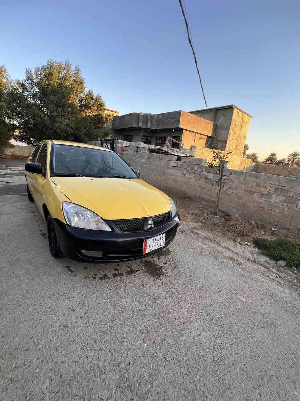 مكينه ٢٠٠٠ جديده قبل أسبوعين شادها
كلج جديد 
تخم تاير
بدون صبغ 
بيها باب خلف السائق تبديل بدون دواخل

تبريد شغال 
السعر نهائي ٥٨
بغداد تحويل مباشر
عنواني تقاطع النهروان
او بغداد الجديده
***********
