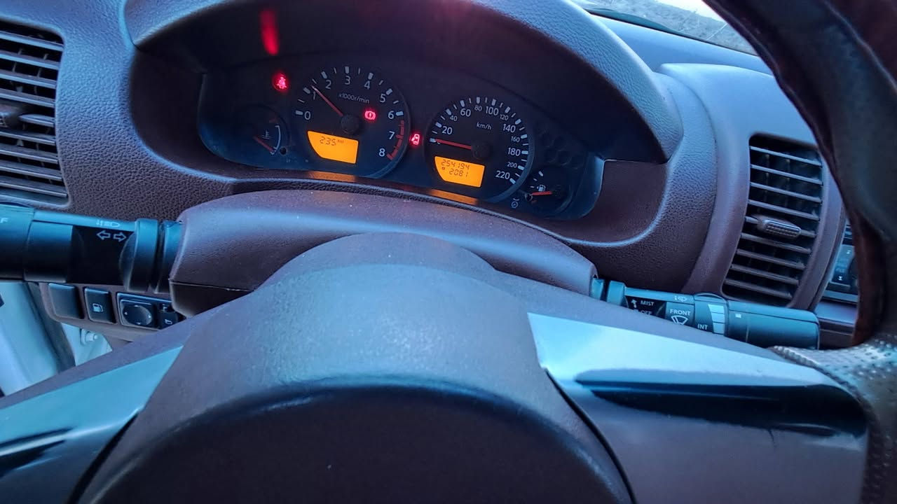 السلام عليكم للبيع نيفاره 2012مكفوله كفاله عامه من الصبغ والتبديل والبارد رقم واسط دولي گير عادي محرك ع الشركه ما مفتوح ماشيه 254 حقيقي
***********
