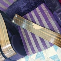 نص تخم مستعمل بس كرسي واحد الخشبة واگعة قيم واخذه  مكاني الجلاعطة  078...