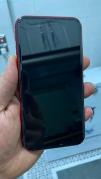 ايفون XR • ايفون • هاتف ايفون • موبايل ايفون • XR • ذاكرة 128 • بطارية...
