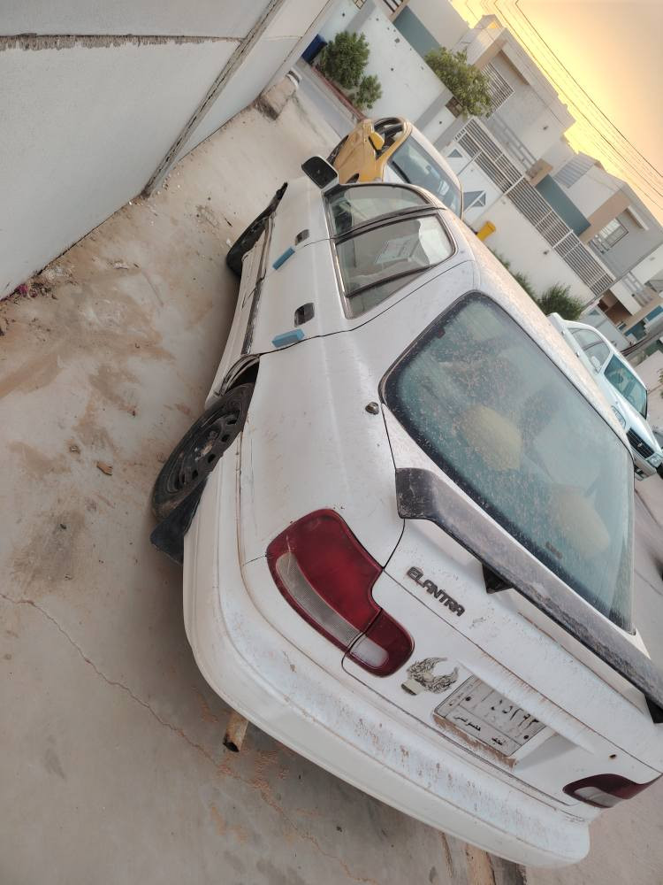 النتره مديل ٩٤ نجف شوف العين السياره تعبانه ومحركه بي صوت گير مابي شي تخم تاير مداور ثاني يوم مصفره لا غرامات ولا كلشي مكانه قريت الغدير تو.  *********** النجف, العراق
