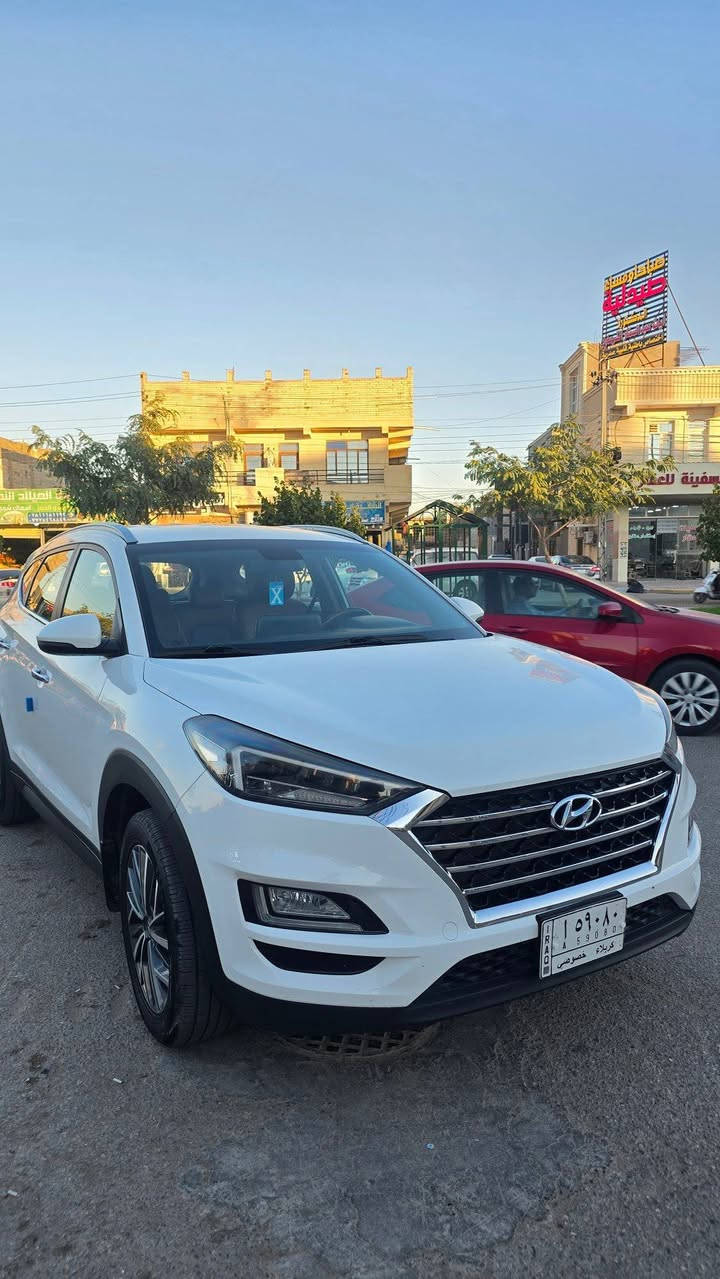 سلام عليكم توسان مديل ٢٠١٩ خليجي مكفوله من الصبغ والتبديل فول خمس عدسات شاشه كامره امامي خلفي دواخل صاج بصمه تسغيل وبيبان وجنطه مري شفط ترحيب بل المري تريد قطعتين كشنات جلد و كهرباء  ماشيه ١٣٥ الف مكان السياره كربلاء السعر ١٩٧ وبيها مجال 
اتصل وبيك خير وتدلل ***********
