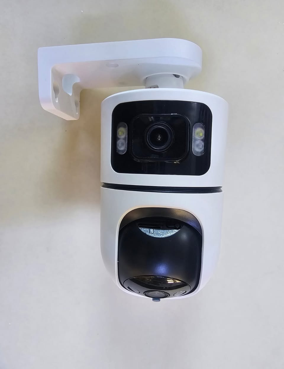 السلام عليكم 

كامرة مراقبة ذكية ماركة Yoosee مزدوجة 

السعر 20 الف 

التفاصيل داخل الصور / للتواصل *********** واتس اب توصيل بغداد (5) آلاف محافظات (6) الاف للمزيد زوروا صفحتنا على الفيس بك 

https://www.facebook.com/profile.php?id=61560710157601
