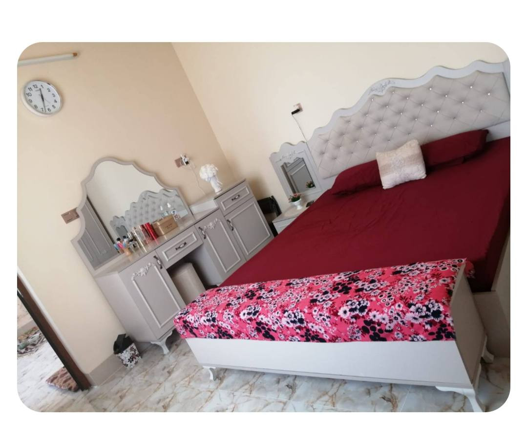 السلام عليكم ورحمة الله وبركاتة
غرفة نوم تركي تسع قطع للبيع
900وبيها مجال للطيبين مستعمل قليل بعده نضيف لوك


**إذا كنت صاحب هذا الإعلان وتريد حذفه لأي سبب، رجاءا أرسل رسالة إلى الدعم الفني**