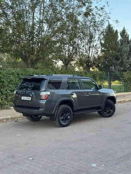 ماشاءالله 
TOYOTA  4RUNNER 🔥 
~ موديل 2023
~ تويوتا 4 رنر  
~ وارد أمريكا  
~ محرك 6 سلندر  / V6 
~ فئة SR5  
~موصفات  
~ بصمة 
~ فورويل ( 4*4 ) 
~ شاشة كبير 
~ كاميرة خلفية 
~ داخل أسود ملكية 
~ رادار أمامي 
~ كشن أمامي كهربائية 
~ كشن مغمر 
~تحديد سرعة 
~ حجم تايرات ١٧🌀
~ (  5 ) خمسة  راكب 
~ ماشي  18 آلف ميل  
~  بابين و جملغ و ربع بوند صبغ بدون دواخل  
~سيارة  مرقمه جاهزه تريد تحويل أو وكالة 
~ ارباك سترن وصقف طاك رجع بيلاي اصلي ‎100%100
~ رقم شانسي موجود في المنشور 
~صورة حادث موجودة في المنشور 
~ سعر  ( 270 )💰دولار بيها مجال 🤏
~ مكان عقرة معرض كوره ك 
 رقم تلفون و واتساب ☎️***********
رقم أسيا ***********
اخوكم سورداش الهركي
