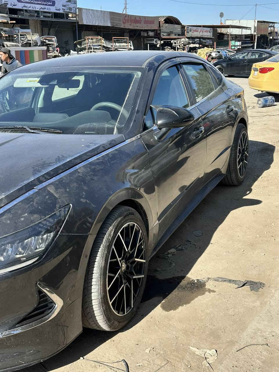 السلام عليكم حبايب سوناتا 2020 محرك 2500 GDi نص مواصفات رادار امامي تحديد مسار توقف ذاتي كير محرك فول حداديه هم فول 
مابيه كل نقص وياله رياضي تخم تاير حدد نصبته كلش حلوه حادث خمس قطع بيه سونار شواصي ولغد كفاله السعر140 وبيه مجال عنواني كربلاء *********** خاص او وتساب او اتصال
